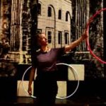 Hoelahoep trucje leren: De Hoepeljuf - hoopdance en hoelahoeps